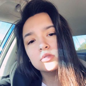 Meet your Posher, Suzette